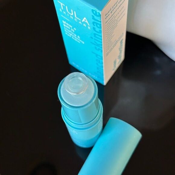 NIB! TULA Skincare Glow + Get It Cooling & Brightening Eye Balm Stick Undereyes - Picture 5 of 11